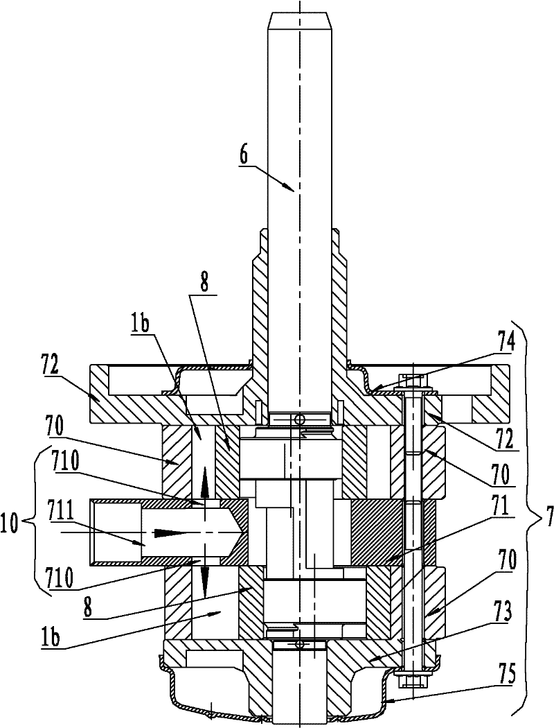 Compressor for increasing volumetric efficiency of cylinder