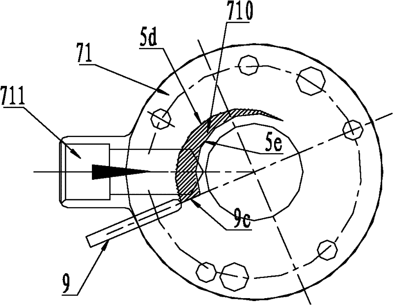 Compressor for increasing volumetric efficiency of cylinder