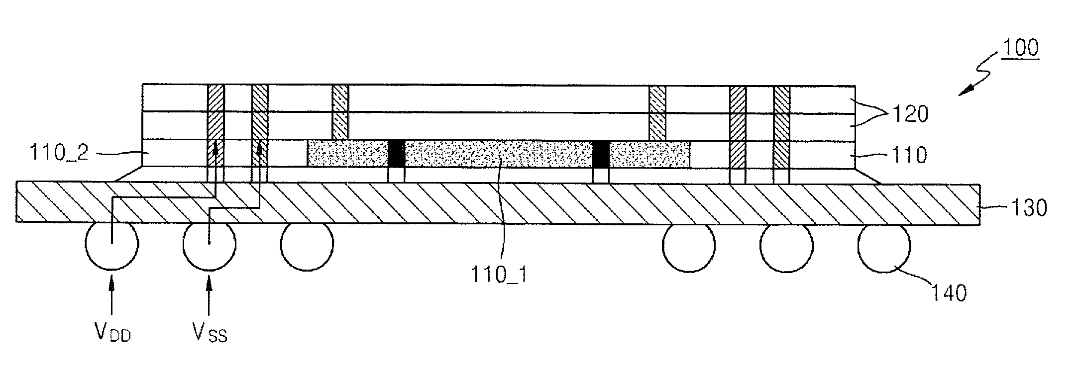 Semiconductor memory device having improved voltage transmission path and driving method thereof