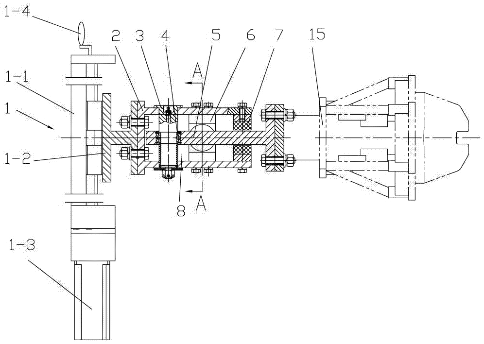 Traction device of road-railer