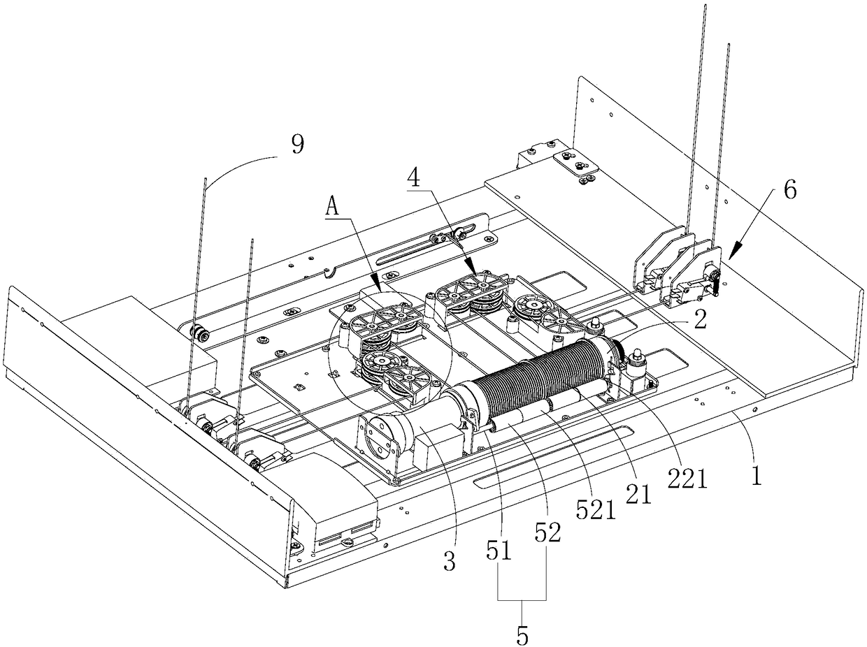 Lifting cabinet and four-thread synchronous retraction device for same