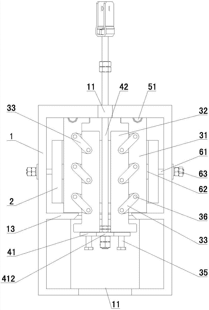 Elevator safety tongs with high safety performance