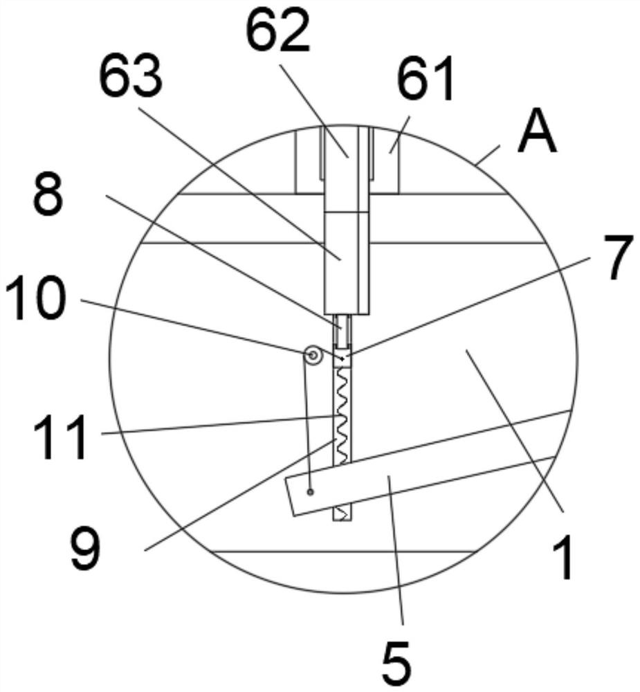 Automatic device for preventing falling