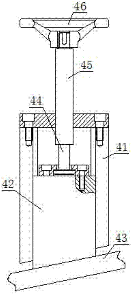 Continuous dehydration equipment for raw materials of pickled dishes