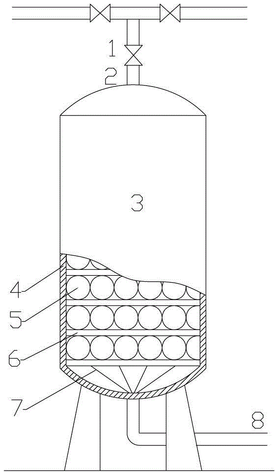 Novel superheated steam storing device and method