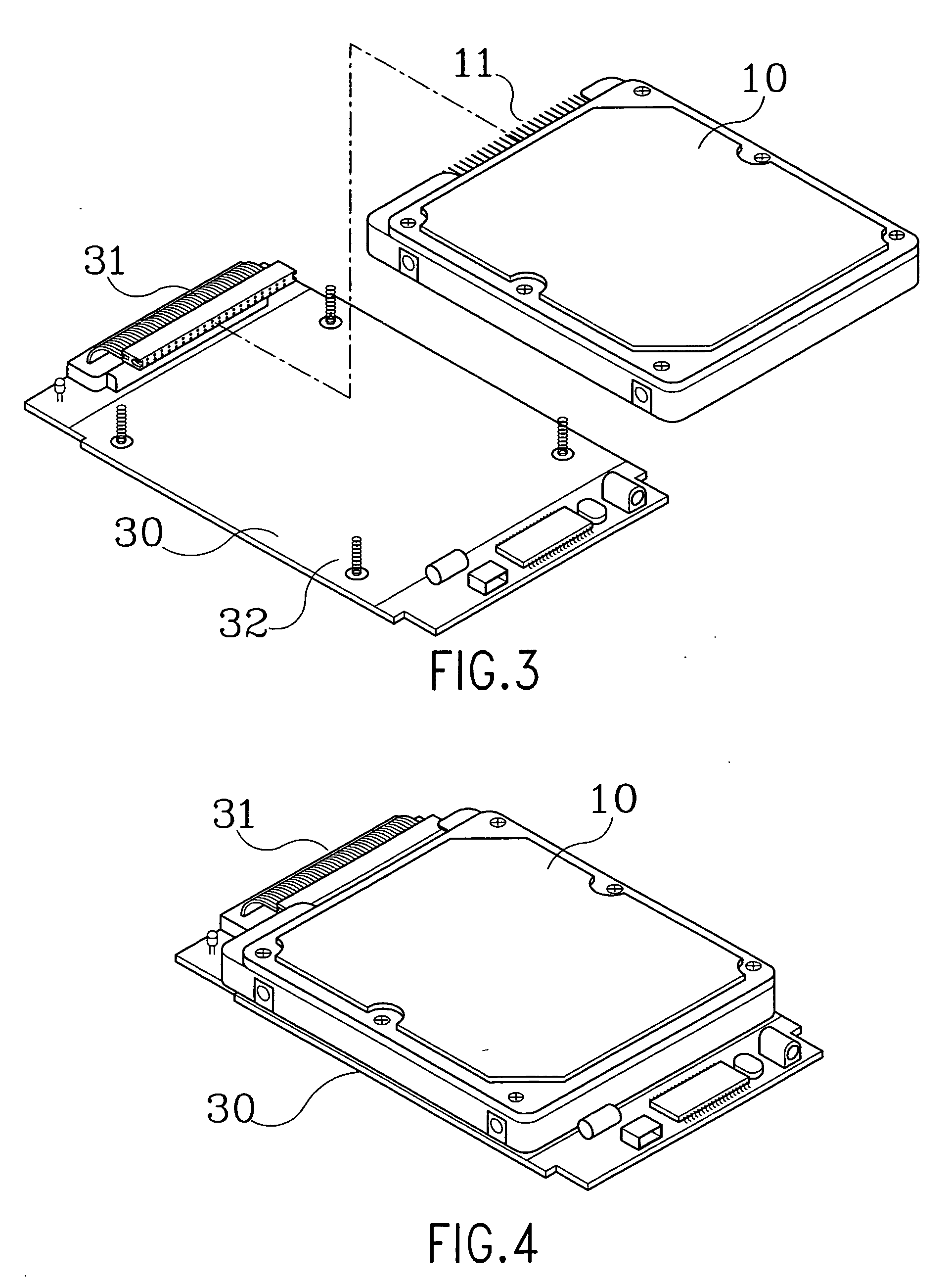 Shock-absorbing mobile hard disk mounting arrangement for mobile hard disk box