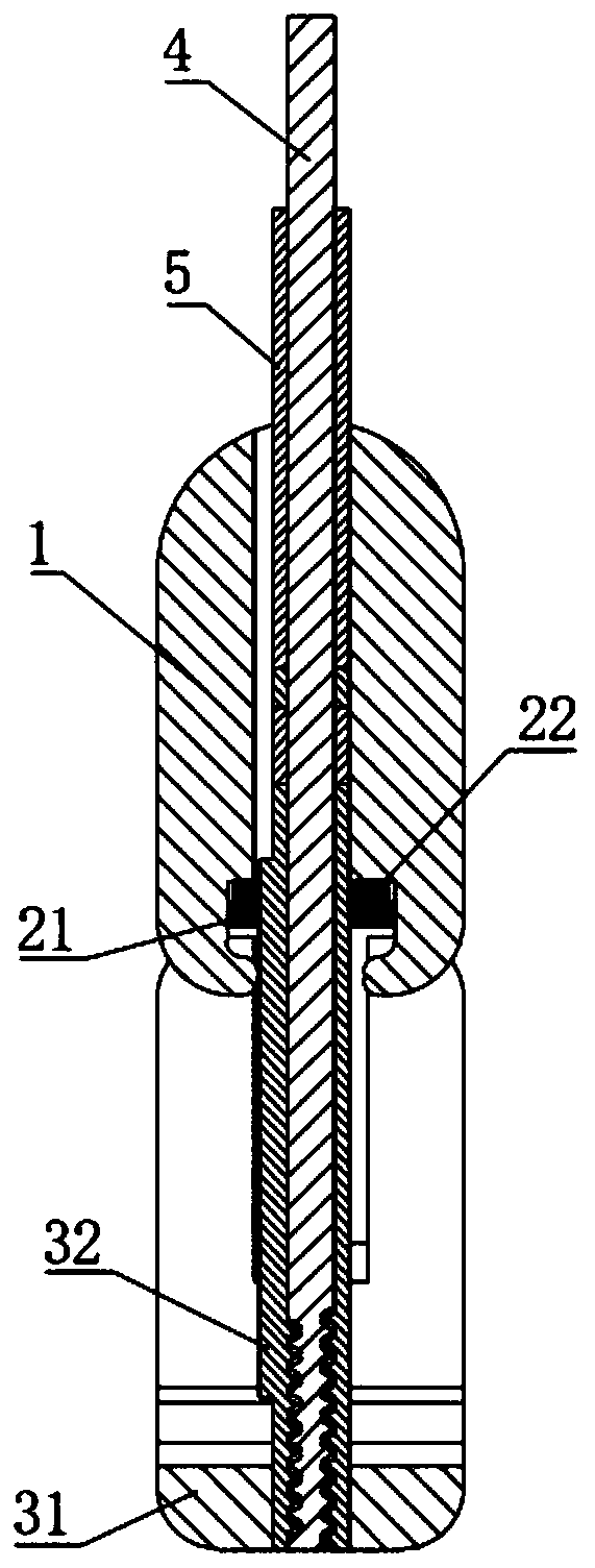 Clamper for repairing valve leaflet