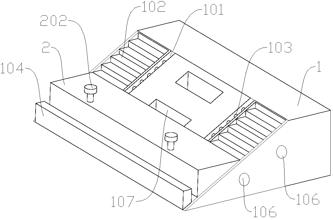 Slope sliding type liftable wharf