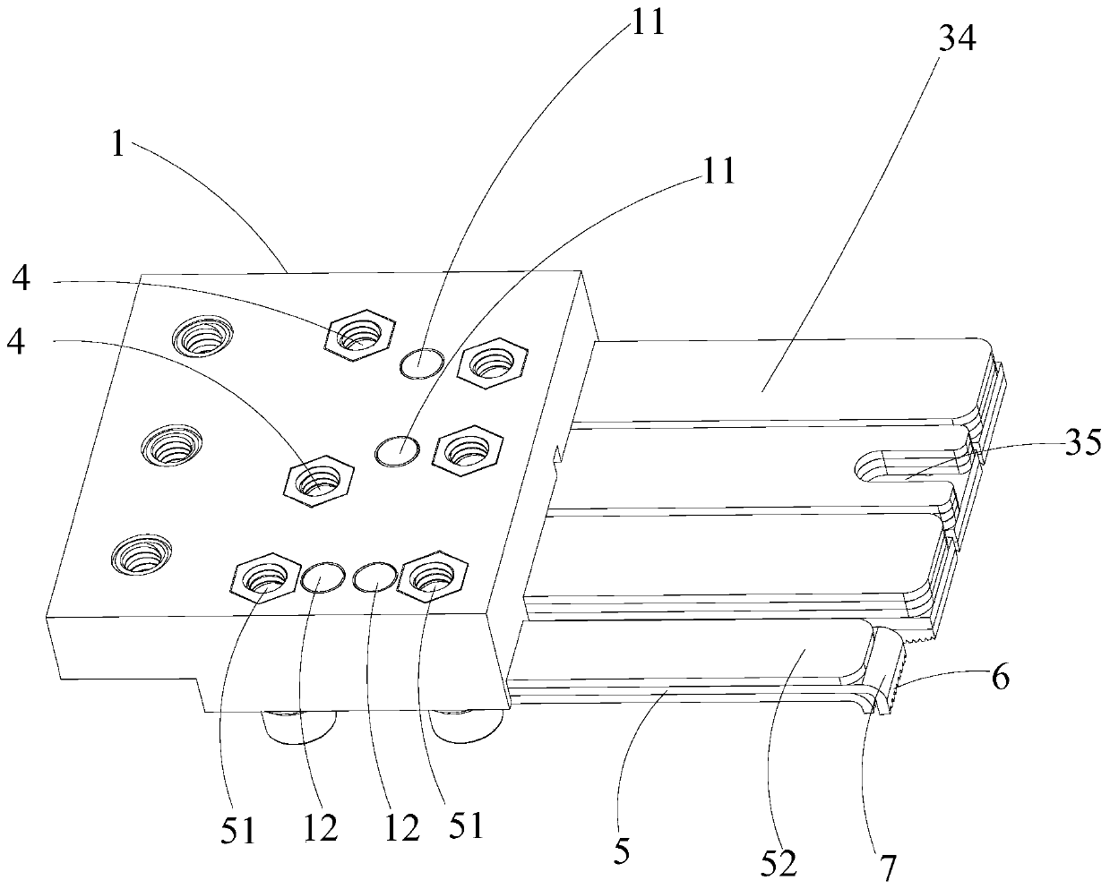 Battery clamping piece device