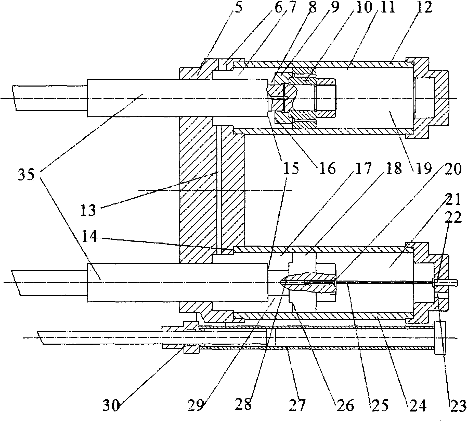 Isometric replaceable four-cylinder line-lock two-plate type mould clamping mechanism