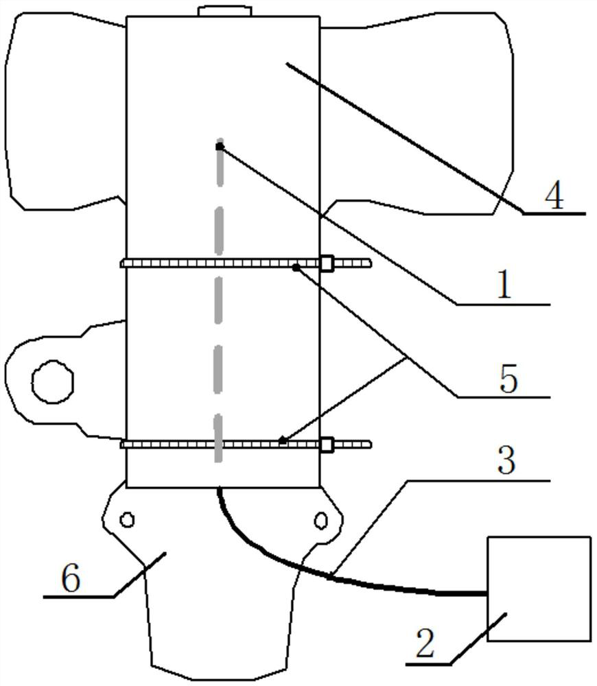 Device for monitoring cable head fault online and monitoring method thereof