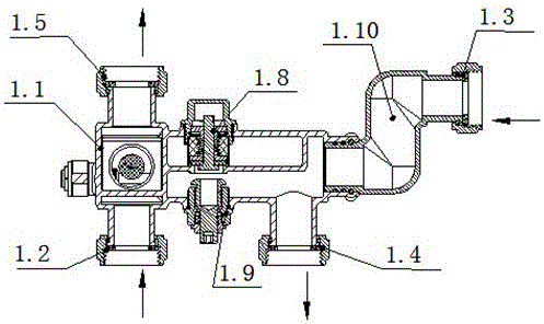 Intelligent temperature control water-mixing center