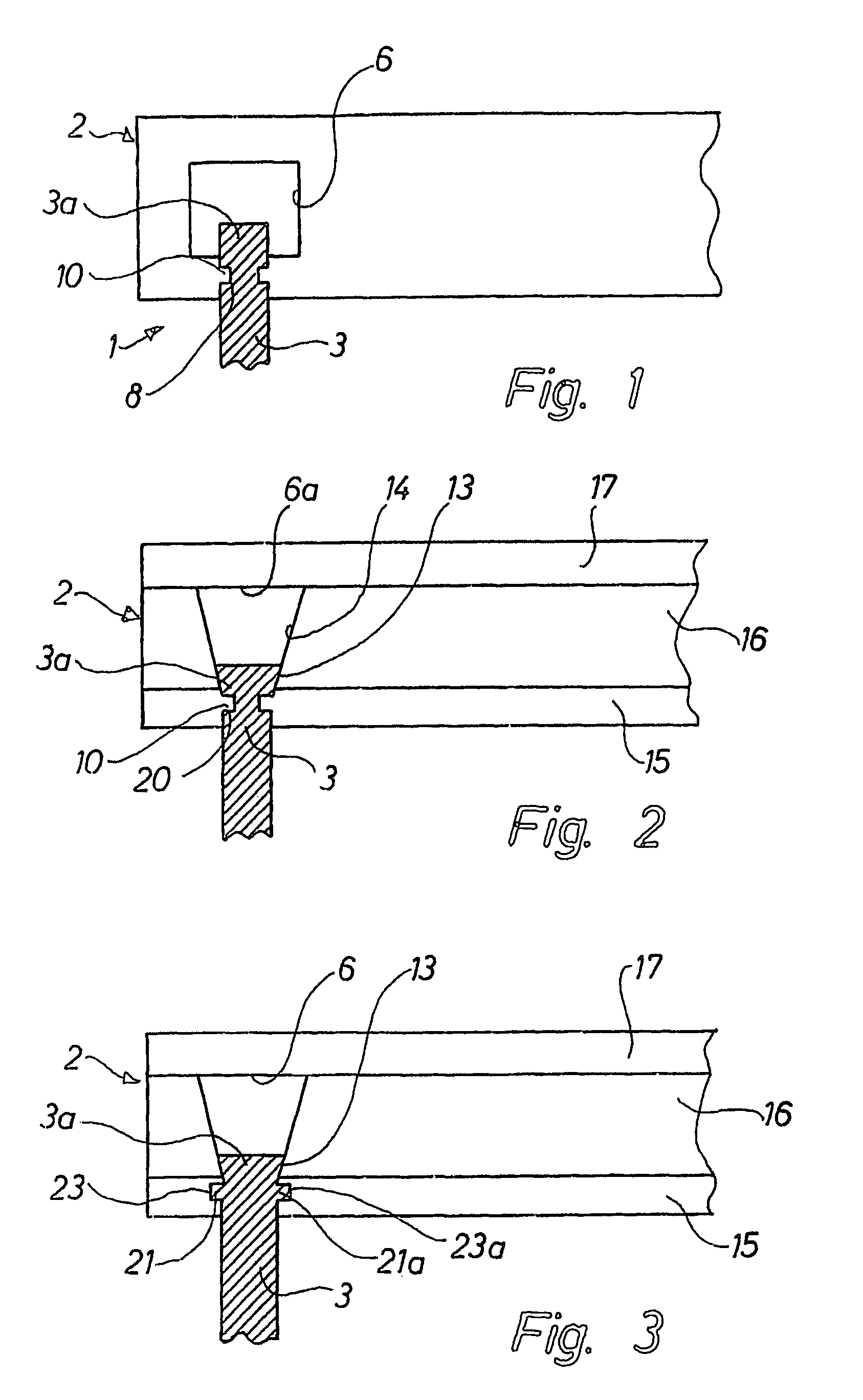 Assembly between a side member and a rear panel of a piece of furniture