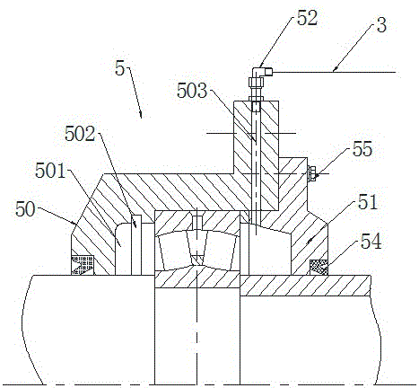 Bearing pedestal oil cavity cleaning system and method, mineral engineering machine and engineering machine