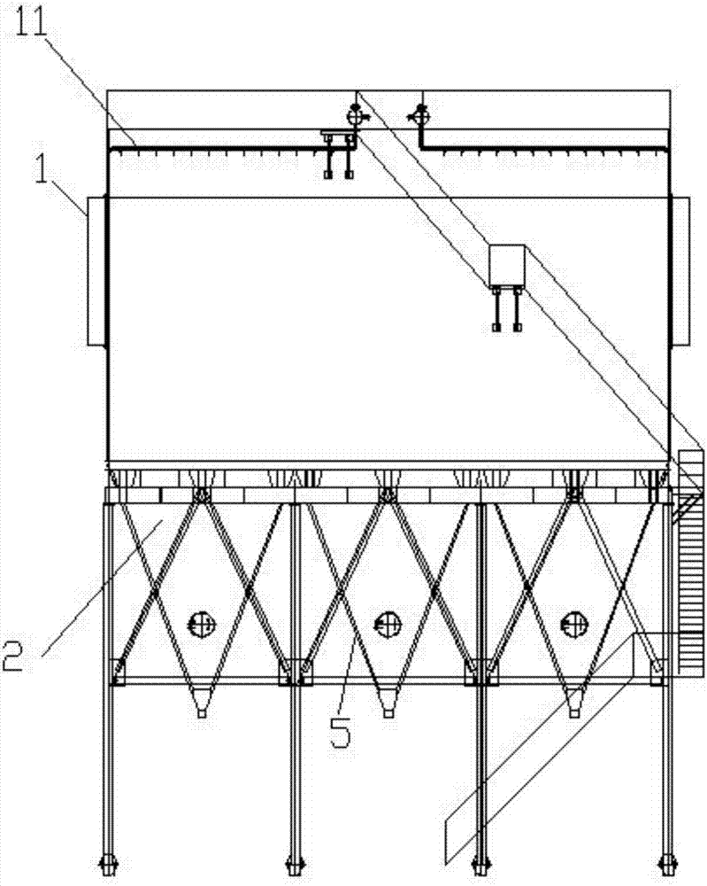 Combined type radial dust removal and denitration reactor