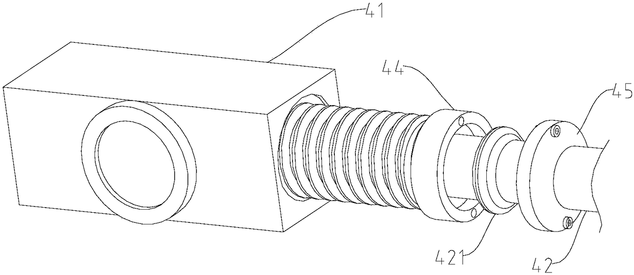 Repairing device of traction roller boss