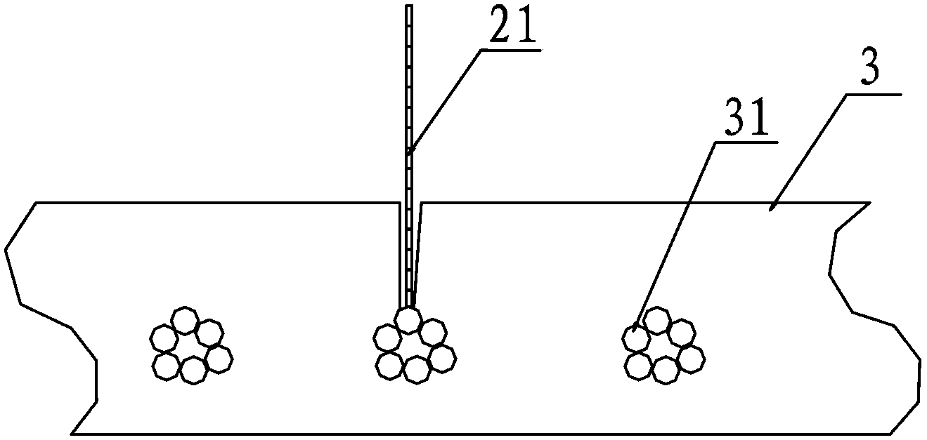 Nondestructive measuring instrument for thickness of covering rubber layer of steel wire lining conveyer belt and measuring method thereof