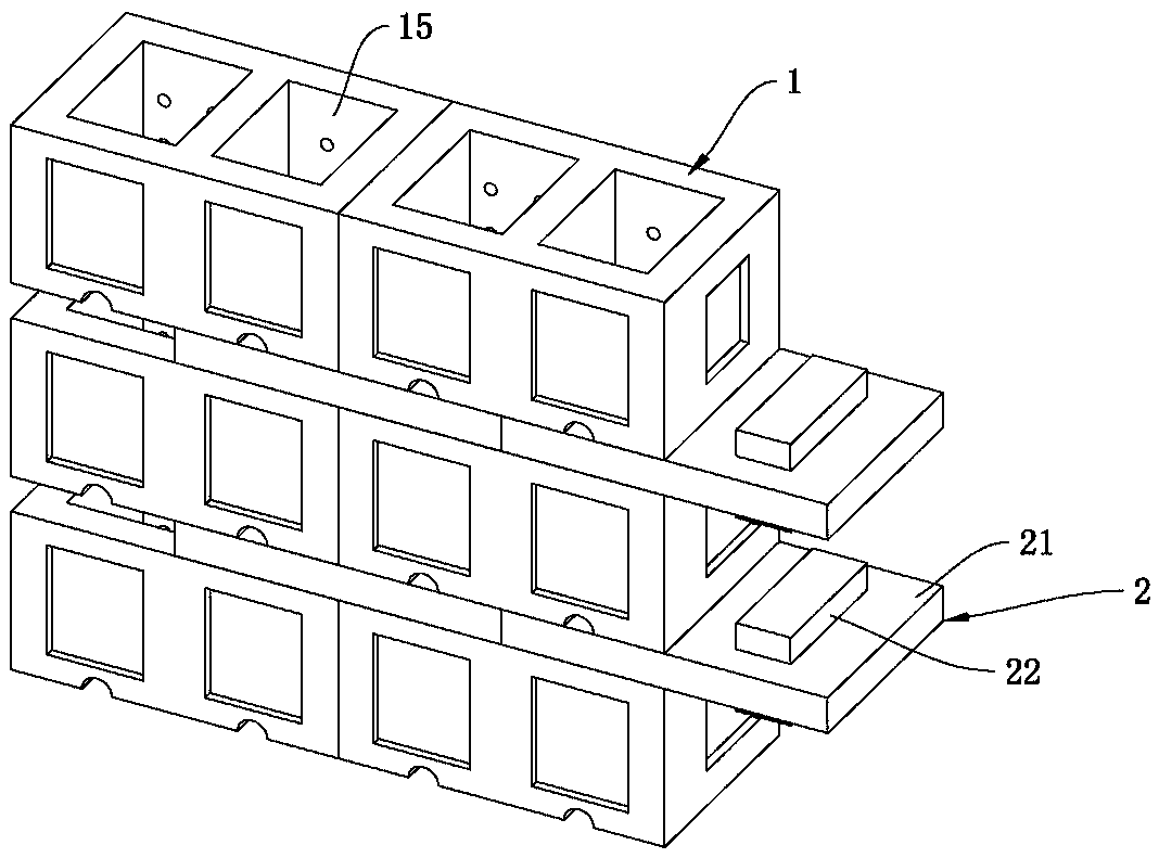 Assembled retaining wall and construction method thereof