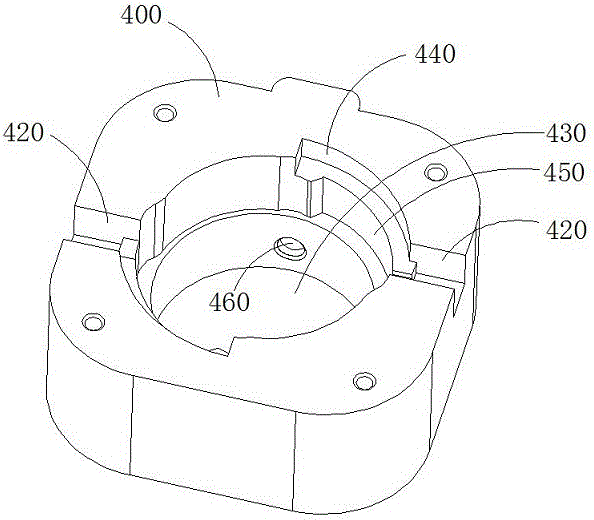 Self-locking device of rotary socket