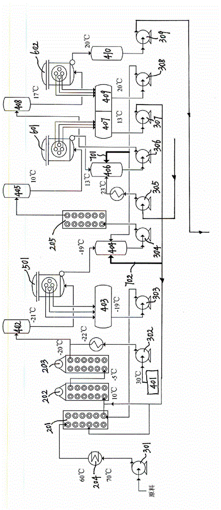 Ketone-benzene dewaxing apparatus capable of reducing deoiling fresh solvent