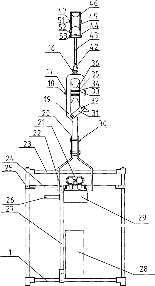 Walking-type hanging basket for transmission line