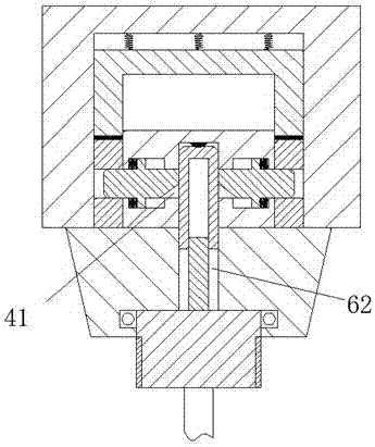 Hand-operated power supply plugging connecting device