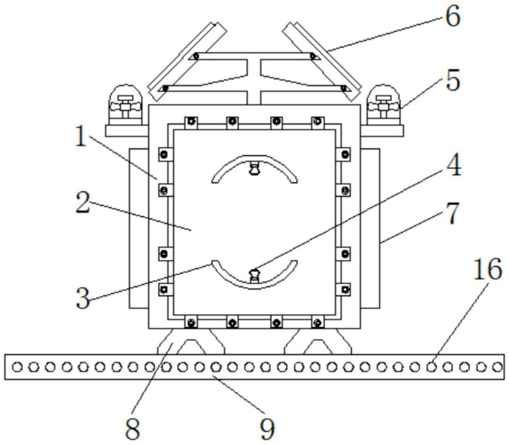 Fallen person rescuing and protecting device applied to intercity rail transit