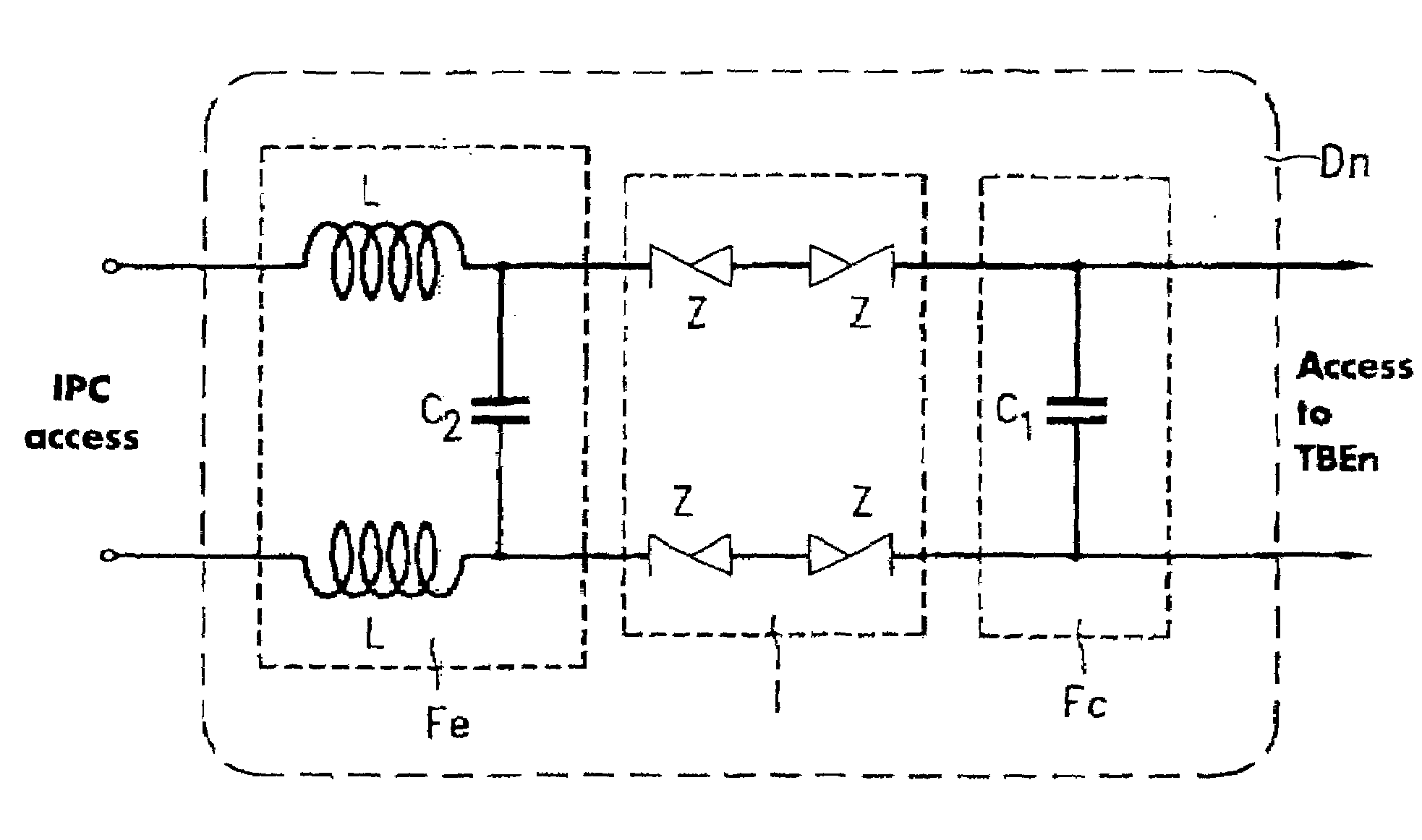 Low-pass filtering device with integrated insulator and private installation comprising same