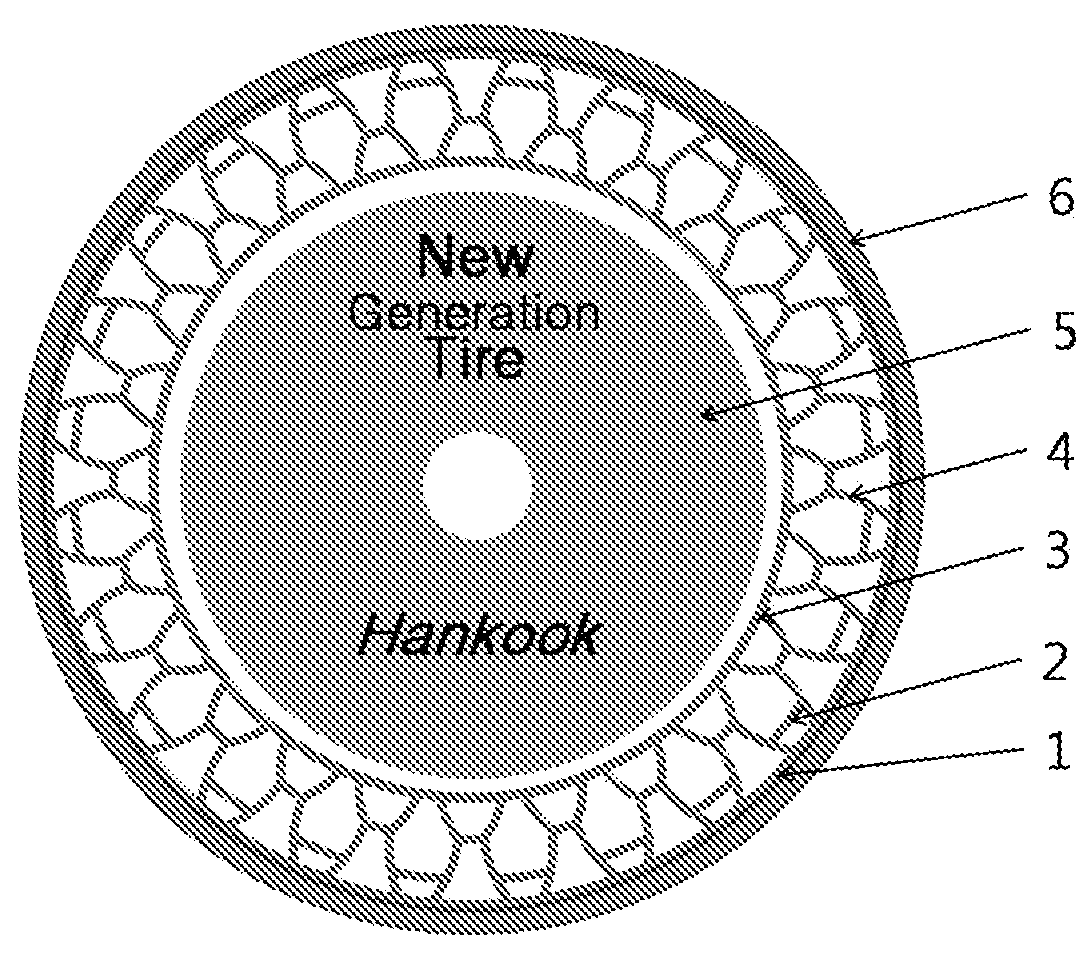 Non-pneumatic tire with reinforcing member having plate wire structure