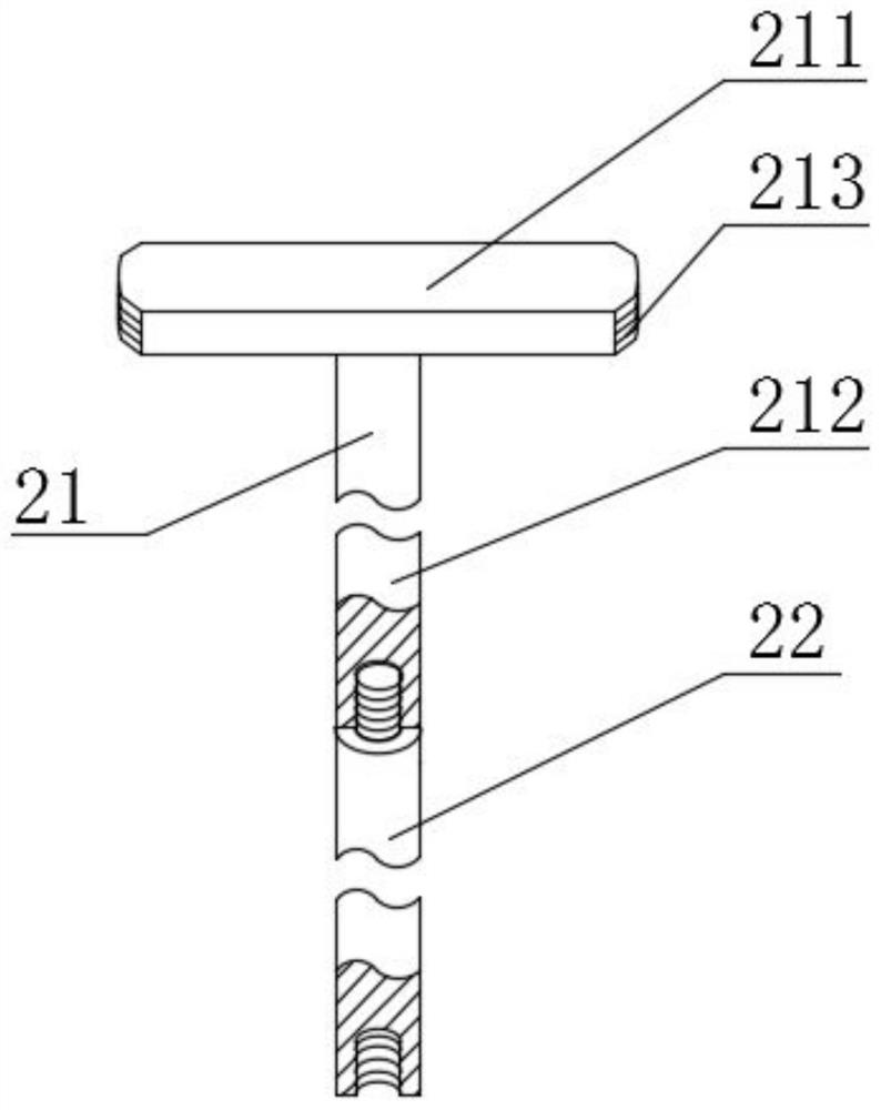 Freezing pipe capable of being pulled out and matched pipe puller