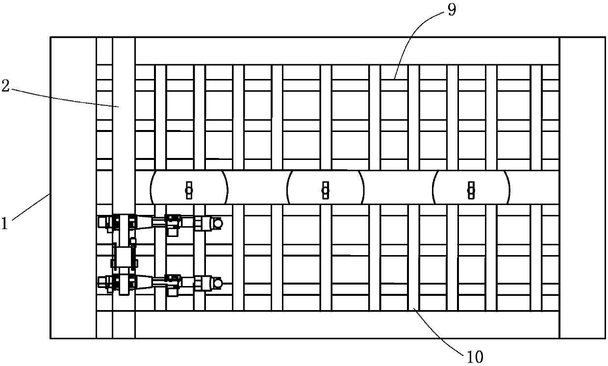 Efficient groove treating and automatic slag removing steel plate cutting machine