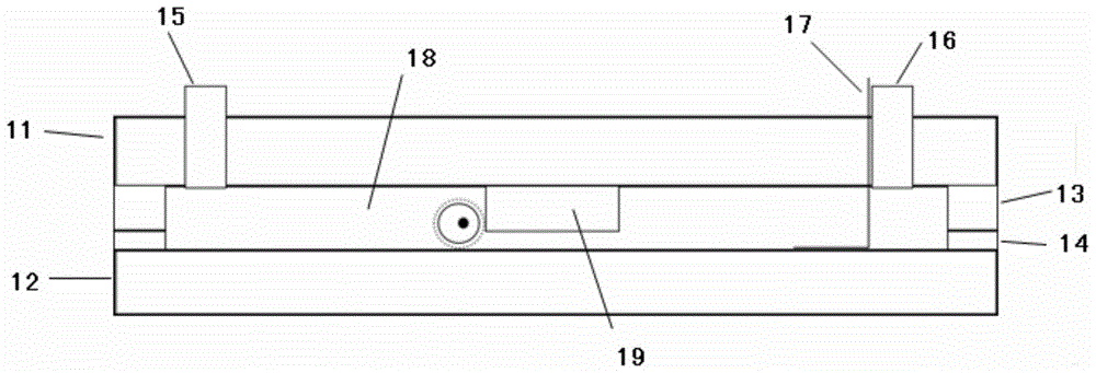 A microdevice and microscope system for studying egg cells