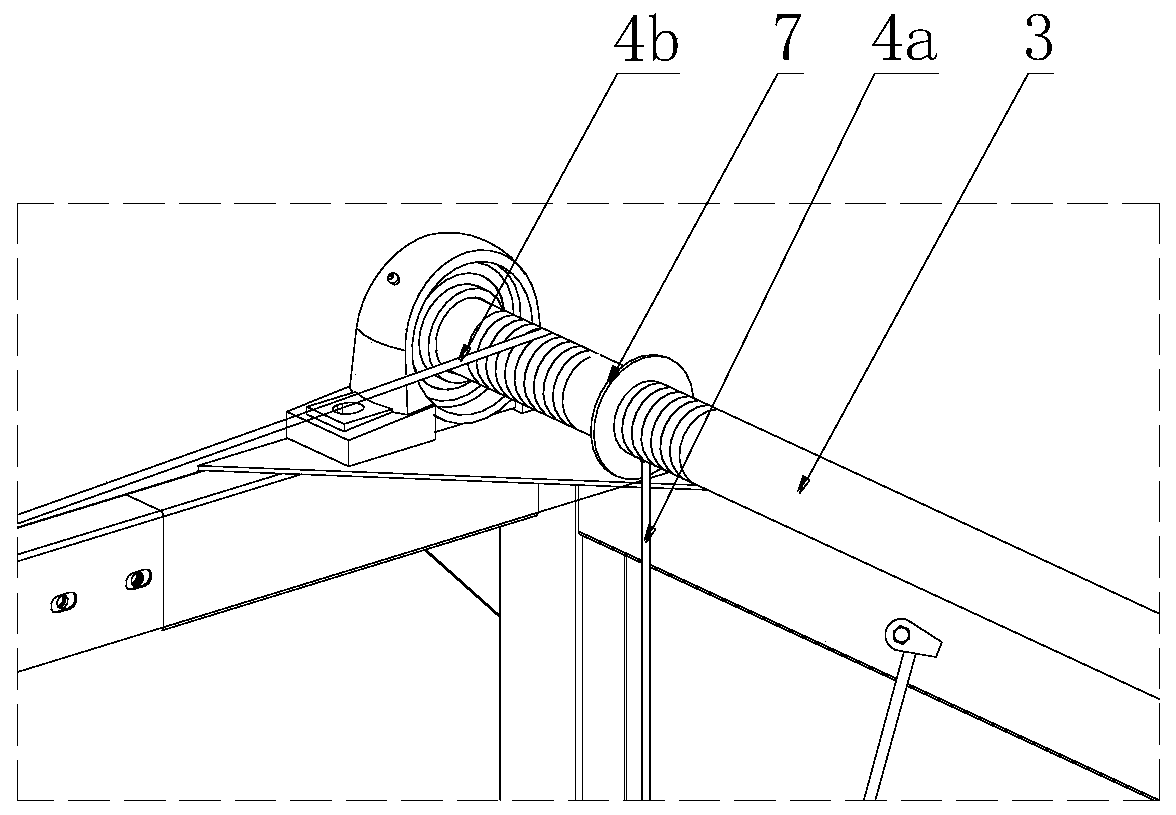 Silkworm breeding device with adjustable working space