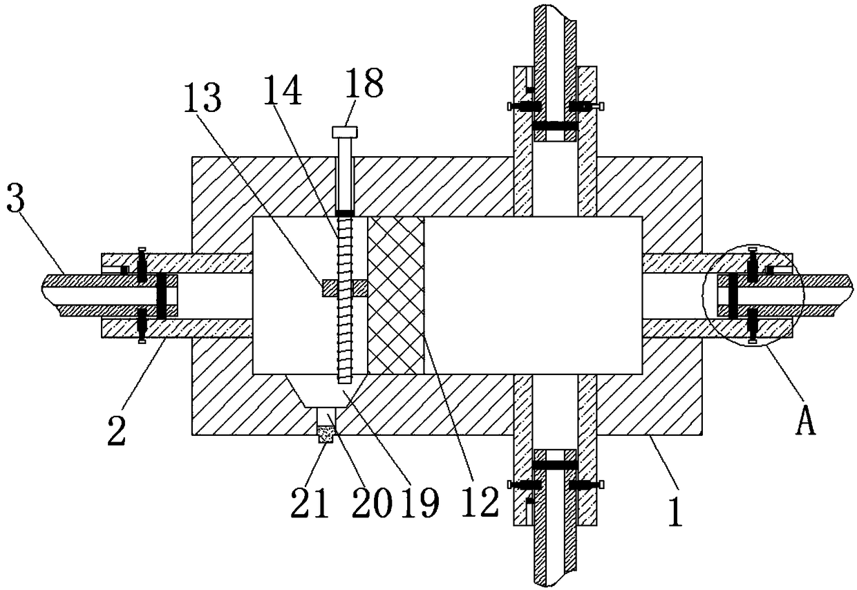 Four-way joint simple in structure