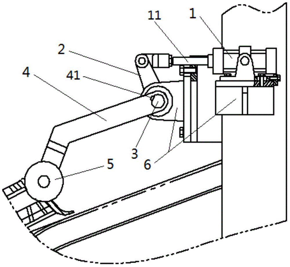 Secondary knocking device for aluminum ingot de-molding of aluminum ingot production line