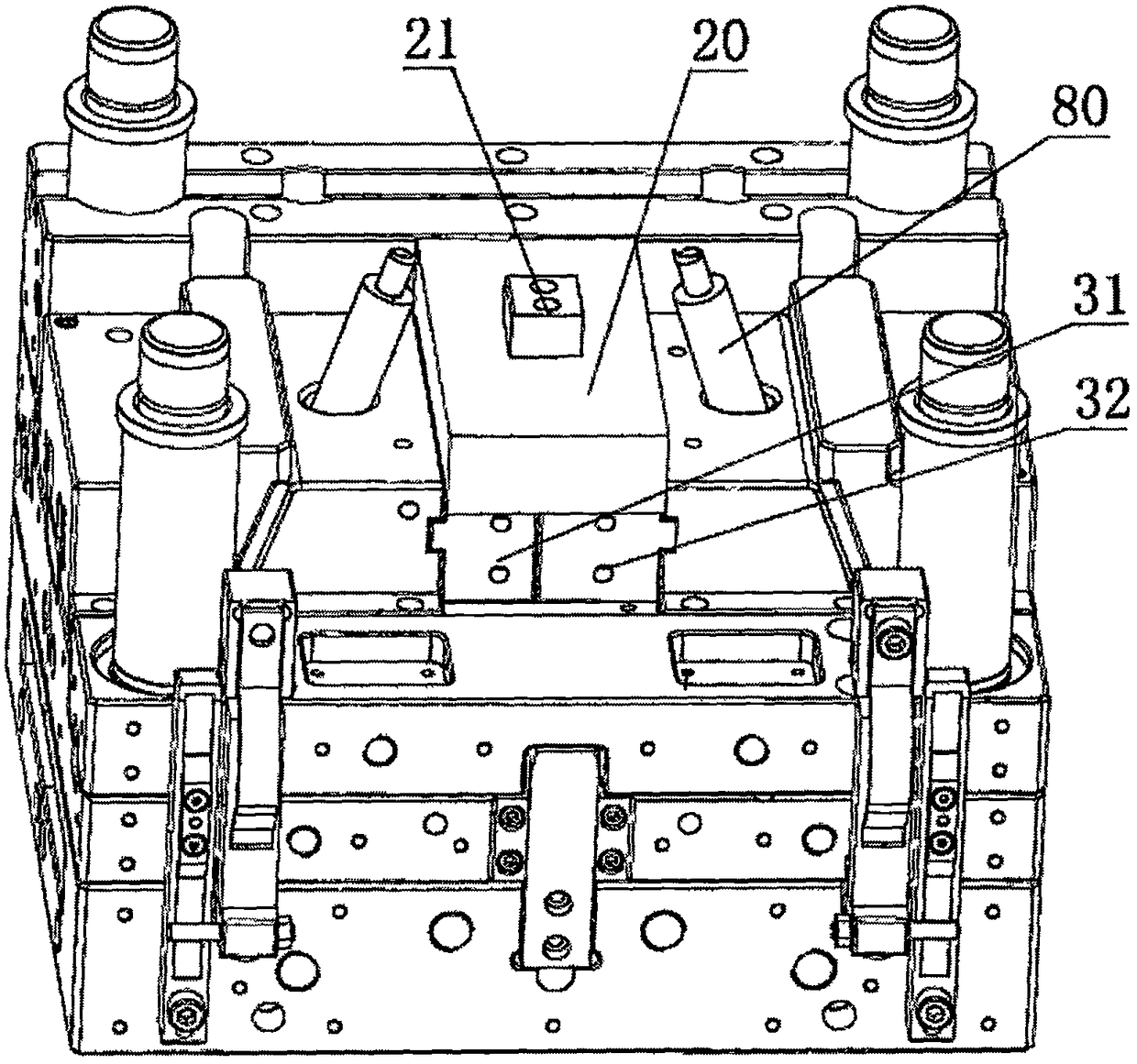 Die capable of steadily realizing retraction core pulling