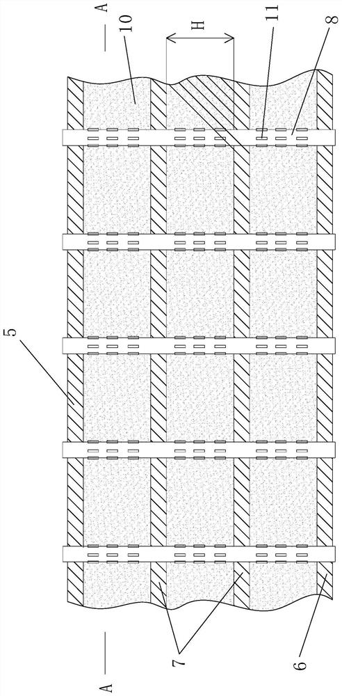 Natural sodium bentonite soil moisture conservation and weed prevention ecological pad for railway lines and manufacturing method thereof