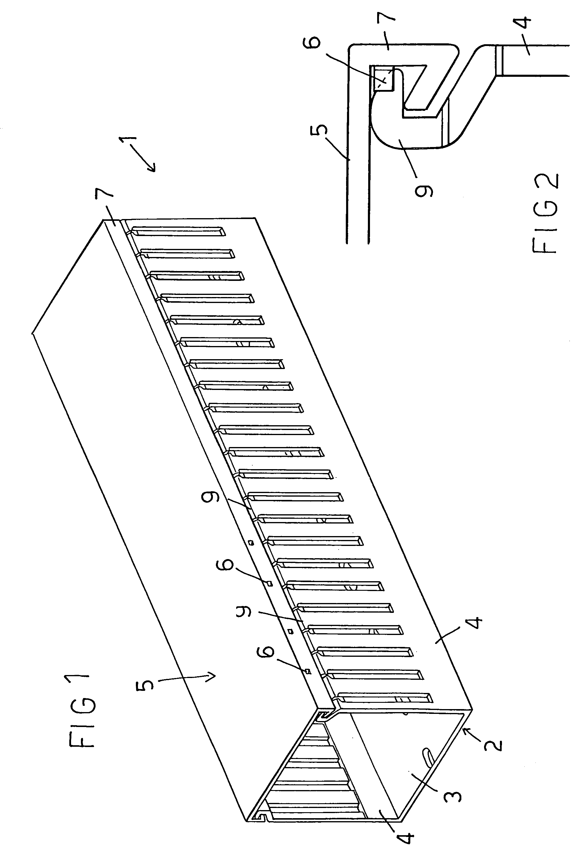 Raceway construction for cables and pipes, including an antislipping cover