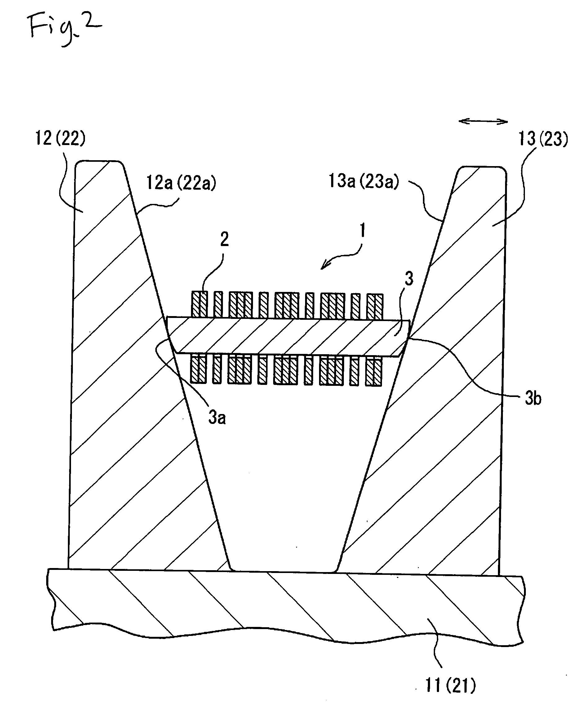 Method of pretensioning power transmission chain,device for said method and power transmission apparatus