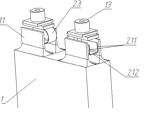 Lithium ion battery and tab and pole connecting pieces thereof