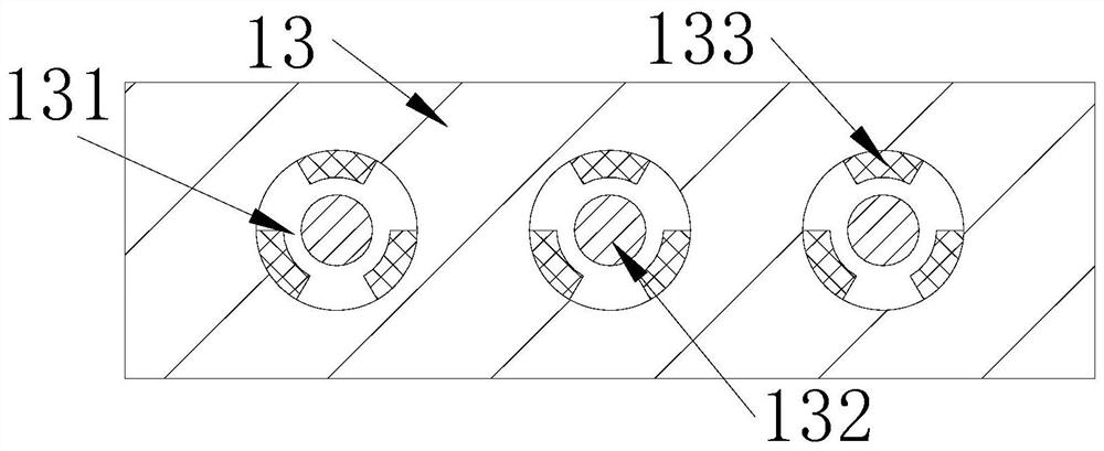 Slitting equipment for semiconductor ceramic capacitor chip production