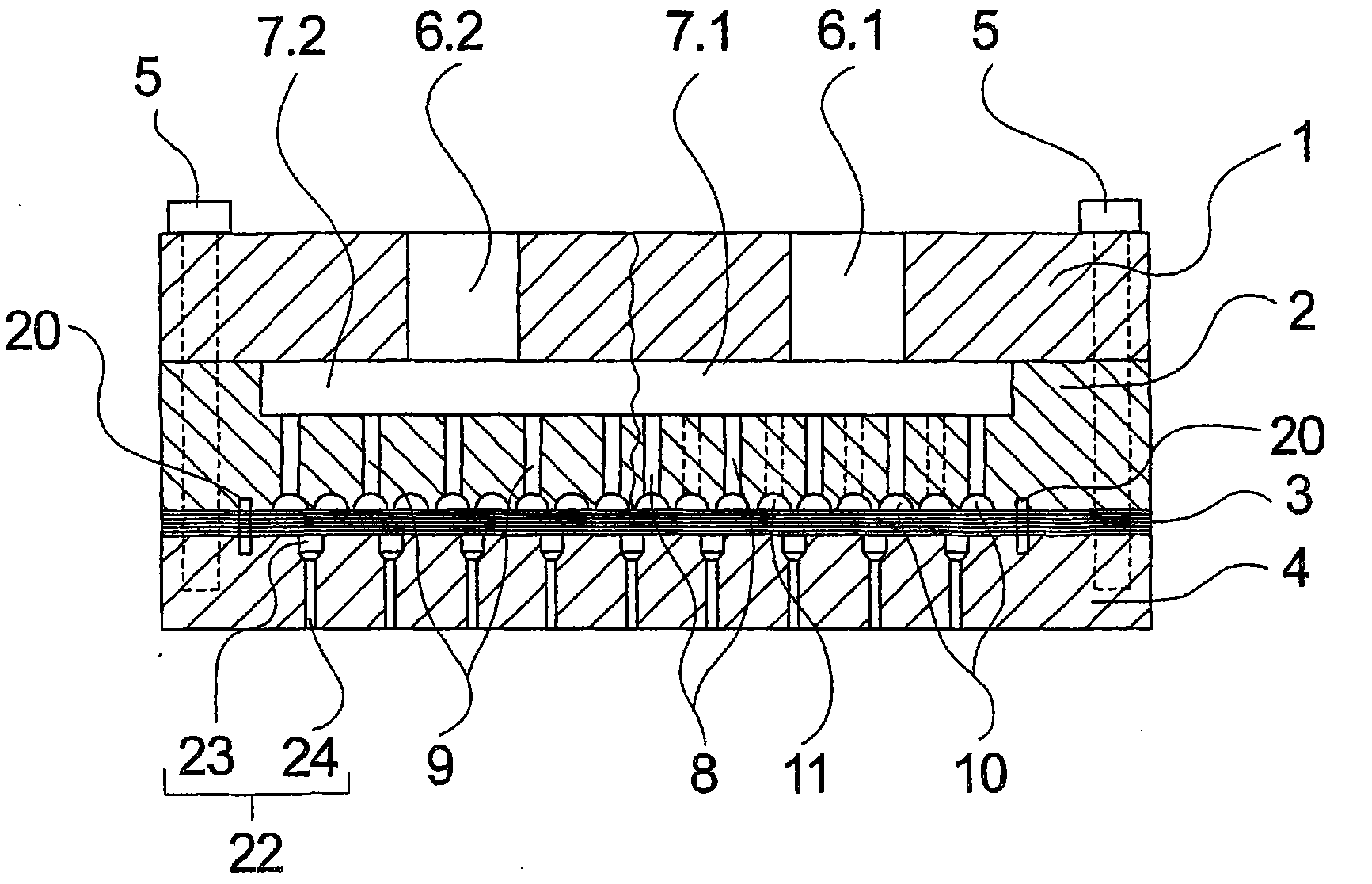 Device for melt spinning multi-component fibers