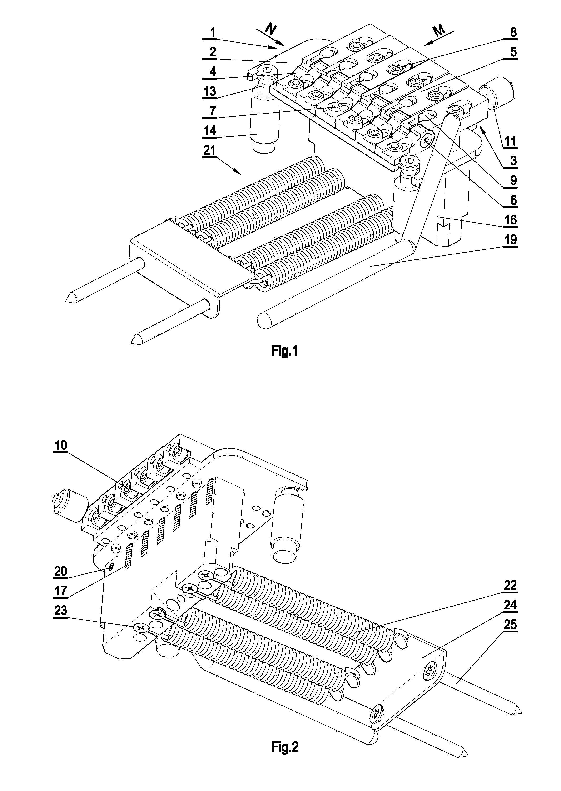 Tremolo device for stringed instrument and stringed instrument