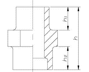 Device and method for forming central flange pipe joint from round rod material in one-step, multidirectional and composite manner