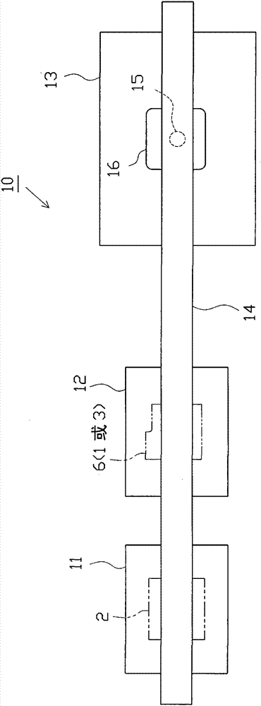 Electrode foil conveyer and laminated cell manufacturing device