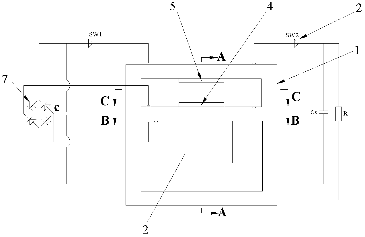 Compound vibration energy collector based on piezoelectricity and static electricity