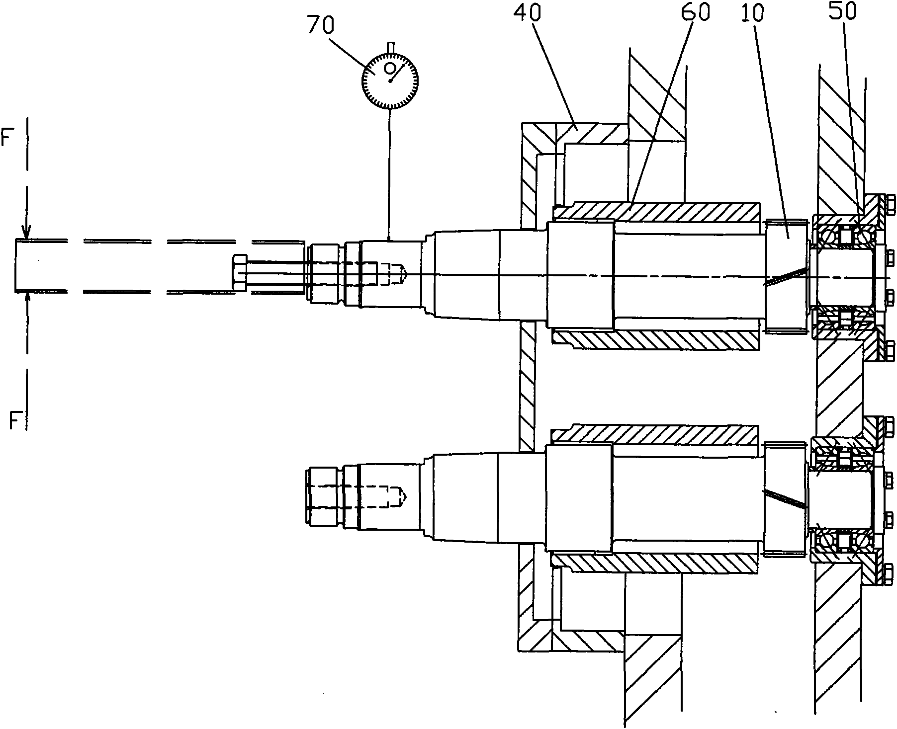 Method for measuring gap between bearings of roll shafts of pinch rolls