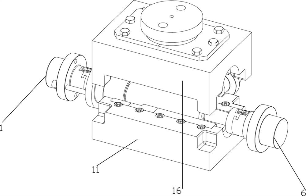 Pipe forging forming device with middle flange and side wall holes