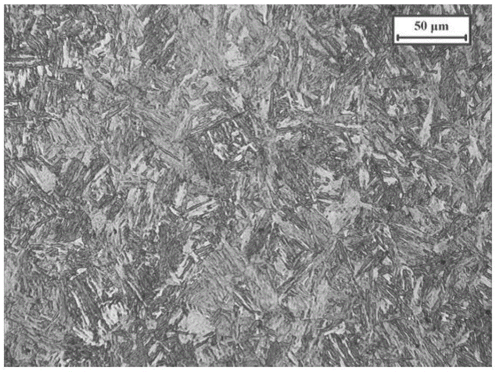 Low-alloy high-strength high-toughness steel plate and manufacturing method thereof