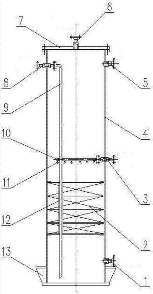 Coalescing crude benzene oil-water separator and operating method thereof